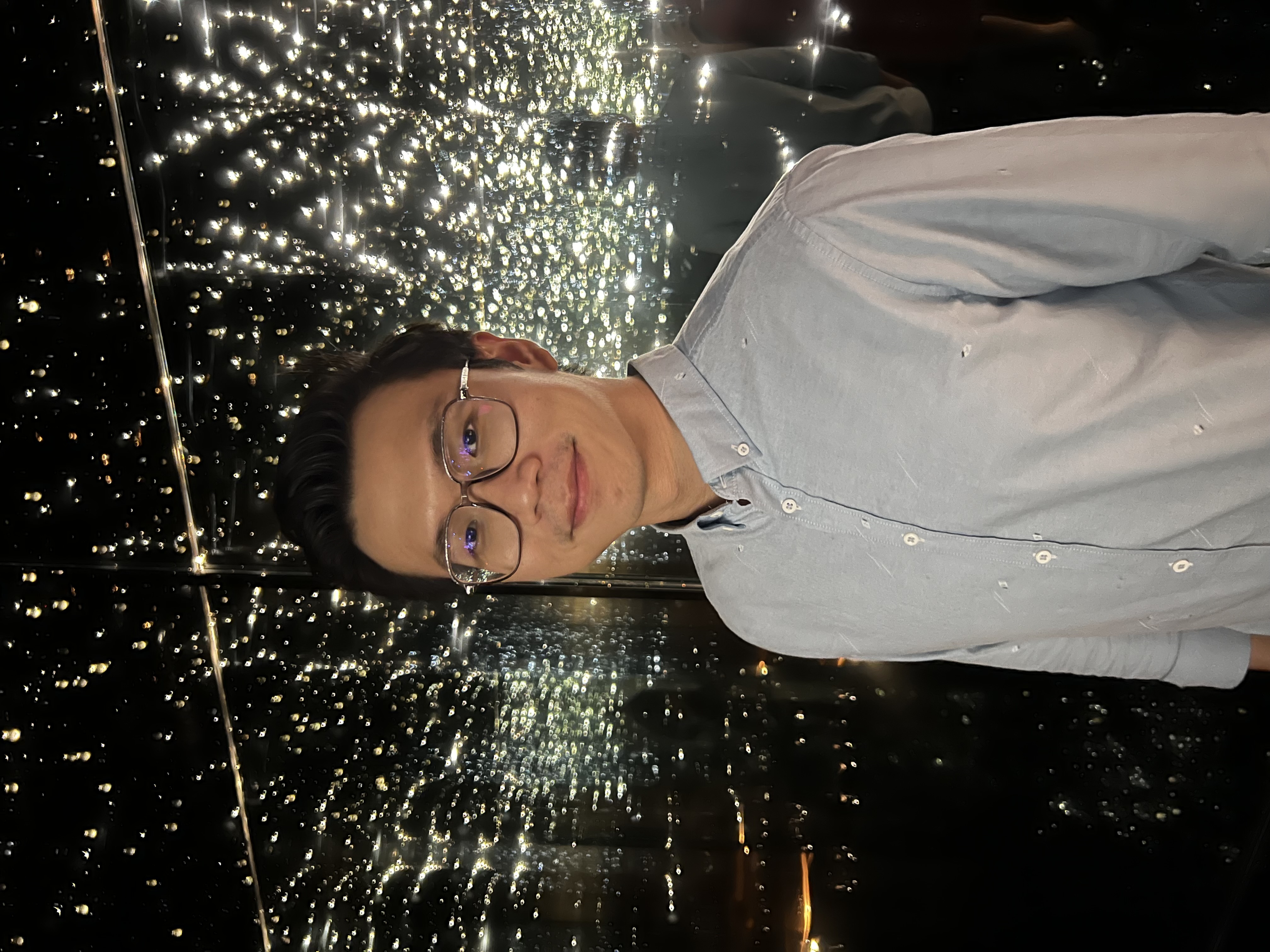 Portrait of Elijah Ong